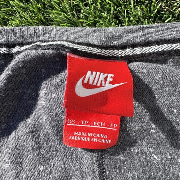 Nike Sweater Womens XS Gray Swoosh Logo Crewneck Pullover Organic Cotton Blend - Picture 4 of 7